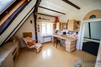 Looking for a spacious house that allows immediate move-in...