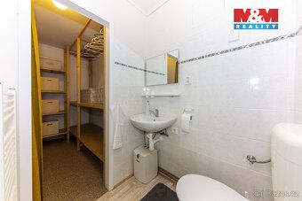 Nabízíme k prodeji útulný rodinný dům o dispozici 2+1 v klid