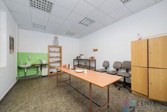 Objekt o rozměrech cca 42 × 37 m, byl dosud využíván jako me