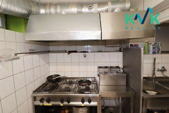 Nabízíme Vám k dlouhodobému pronájmu zařízenou restauraci v 