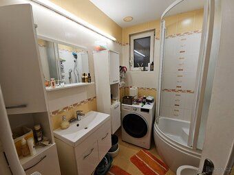 Sale of family house with 4+1 layout, usable area 150 sqm, situated on separate plot measuring 538 sqm.