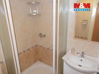 We offer for sale an established hotel in Studénka.