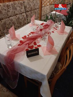 We offer for sale an established hotel in Studénka.