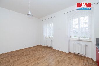 Nabízíme k pronájmu krásný rohový byt 1+kk, 33,3 m2 v obci S