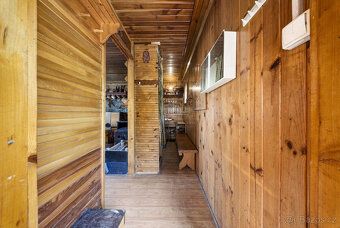 We offer for sale a cottage in a garden colony in part of town