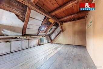 We offer for sale a family house with usable area of 120 m², located in a quiet part of the town of Jachymov.