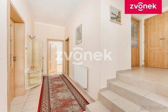 Ref #ZL04176 We offer an exceptional family house at a prestigious address in the heart of…