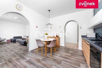 Ev.č. ZL04654 Nabízíme k prodeji rodinný dům o dispozici 5+1