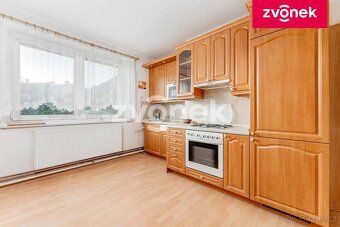 Ev.č. ZL04229 Nabízíme k prodeji prostorný a udržovaný rodin