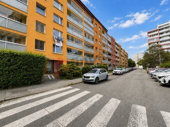 Nabízíme k pronájmu útulný byt 2+kk o velikosti cca 45 m² v 