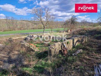 Ev.č. 709902 Nabízíme exkluzivně k prodeji pozemek s projekt