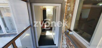 Ref. No. ZL04593 We offer for sale a family house in the quiet village of S