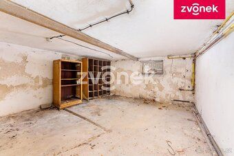 Ev.č. ZL04622 Nabízíme k prodeji klasický baťovský půldomek 