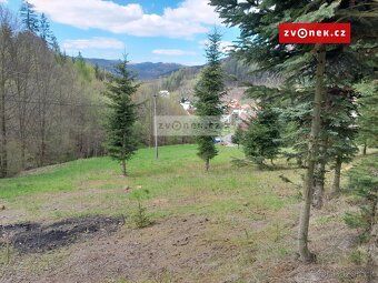 Ev.č. 658666 Pozemek o výměře 1579 m2 je situován v mírném s