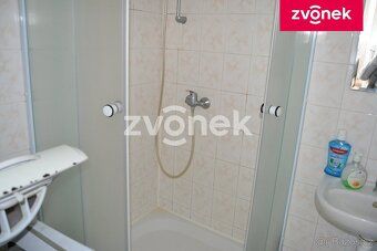 Ref. No. VS00621 Well-maintained renovated apartment in a prefab panel building with an elevator.