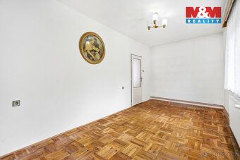 Nabízíme k prodeji rodinný dům o dispozici 4+1 v klidné část