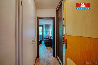 I am offering for sale a completely renovated and furnished apartment