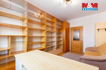 Prodej prostorného cihlového bytu 3+1 (4 neprůchozí místnost