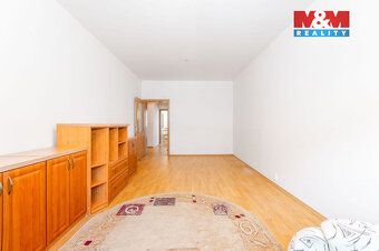 Prodej prostorného cihlového bytu 3+1 (4 neprůchozí místnost