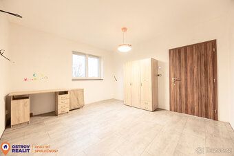 Hledáte dům, kde nemusíte čekat roky na dokončení, abyste se