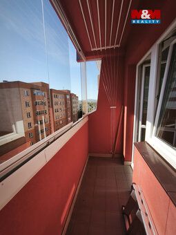 Nabízíme Vám k pronájmu byt 2+1 s velmi pěkným výhledem, ve 