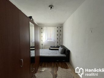 Prodej rodinného domu s investičním potenciálem a dvěma byto