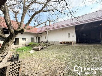 Ve výhradním zastoupení majitele nabízíme k prodeji zeměděls