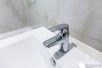 Nabízíme k prodeji/pronájmu krásný byt o dispozici 2+kk v ko