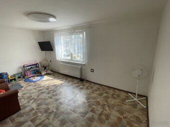 We offer for rent a spacious apartment of layout 2+1 and total area 
