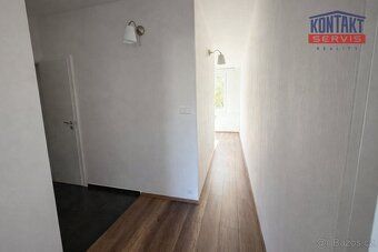 Ev.č. MR-8131 Nabízíme vám k dlouhodobému pronájmu světlý by