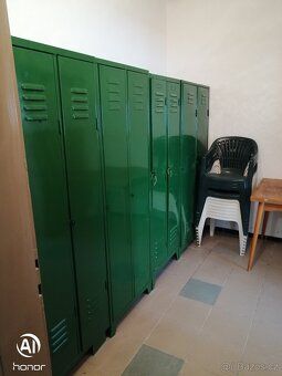 Pronájem dílny
 Nabízím k pronájmu dílnu včetně sociálního z