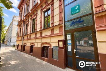 Nabízíme k pronájmu reprezentativní kancelář o ploše 60,2 m2