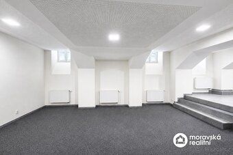 Nabízíme k pronájmu reprezentativní kancelář o ploše 60,2 m2