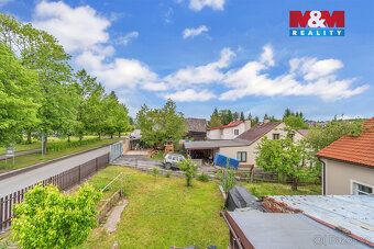 We offer for sale a family house in a quiet part of the town of Lomnice 