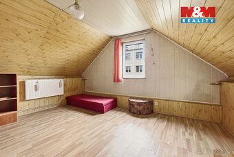 Krásný den, nabízíme vám k prodeji rodinný dům v klidné část