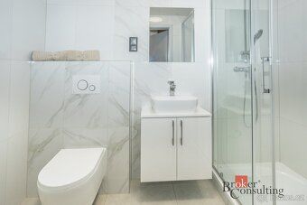 Středový řadový dům 4+KK s garážíResort za Hřištěm – Řadové 