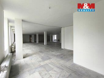 Investment opportunity in Karviná-Ráj – commercial building with over 2,200 sqm usable area on…