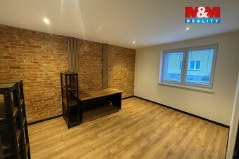 Nabízíme k pronajmu útulný a moderní byt v přízemí rodinného