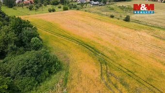 Nabízíme k prodeji atraktivní pozemek o rozloze 10 421 m², i