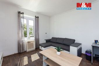 We offer for sale a brick construction apartment, functionally designed as 2+1, measuring 52 m².