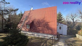 Продається односімейний будинок з садом (1,018 м²) у селі Гай під Кліновцем, що є частиною…