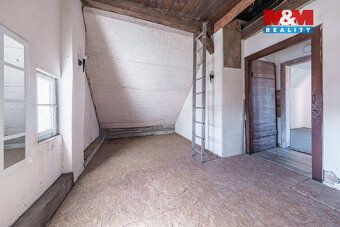 Objevte svůj nový domov u Bíliny! Tento rodinný dům v klidné