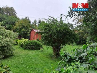 We offer you land listed as garden of 846 m2 in the village of Stará