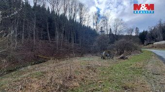We offer for sale an attractive plot of land measuring 852 m², ideal for construction of…