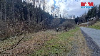 We offer for sale an attractive plot of land measuring 852 m², ideal for construction of…