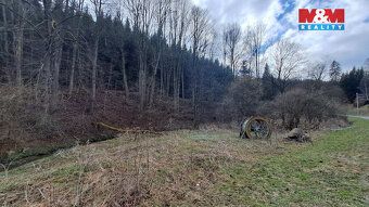 We offer for sale an attractive plot of land measuring 852 m², ideal for construction of…