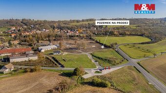 If you're looking for an amazing place with countryside views, we have 14 connected building…