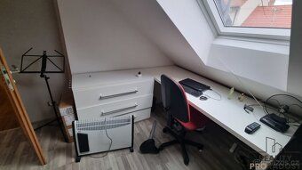 We offer for long-term rent a spacious and modernly equipped family house in a quiet part of…