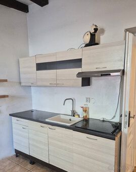 Pronájem bytu (ateliéru), 3+kk, 63 m2, Praha 5 - Malá Chuchl