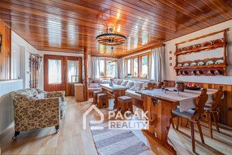 Ref. No. 00762 Exclusively on behalf of the owner we offer for sale a renovated cottage in an…